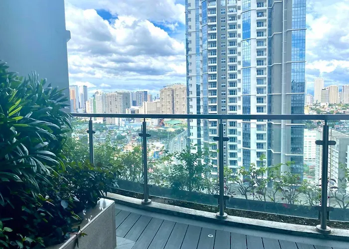 Uptown Parksuites Posh Modern Minimalist